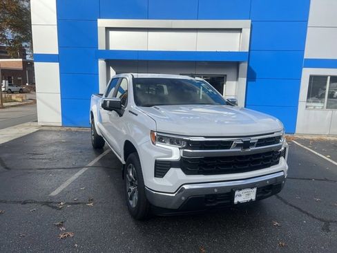 New 2026 Chevrolet Silverado 1500 LT w/ Safety Package image 3