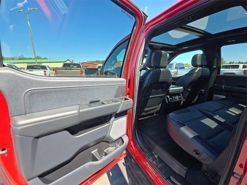 Used 2023 Ford F150 Raptor image 11