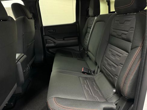 New 2026 Nissan Frontier PRO-4X w/ Pro-4x Convenience Package image 12