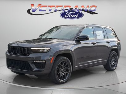 Used 2025 Jeep Grand Cherokee Summit w/ Obsidian Package