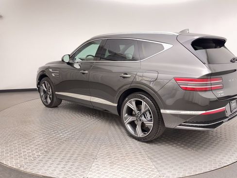 Certified 2026 Genesis GV80 2.5T Prestige AWD/4WD image 4