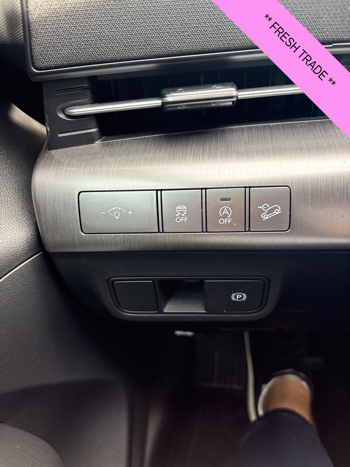 Certified 2024 Hyundai Kona SE FWD image 9