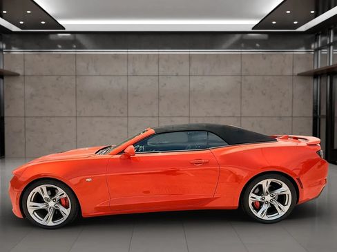 Used 2019 Chevrolet Camaro SS RWD image 12