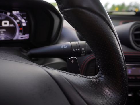 Used 2019 Alfa Romeo 4C Spider RWD image 57