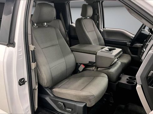 Used 2016 Ford F150 XLT w/ Equipment Group 302A Luxury AWD/4WD image 30