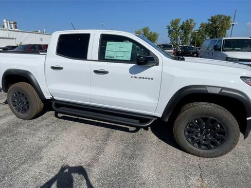 New 2026 Chevrolet Colorado Trail Boss image 3