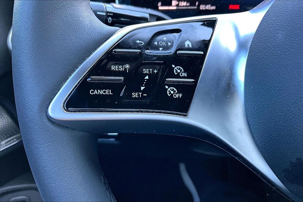 Used 2025 Mercedes-Benz CLE 300 4MATIC Cabriolet image 18