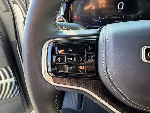 Used 2025 Jeep Grand Wagoneer L Series II Obsidian w/ Quick Order Packagew 28T image 27