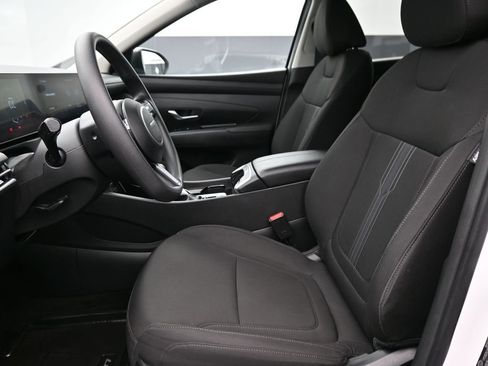 Certified 2025 Hyundai Tucson SEL image 10