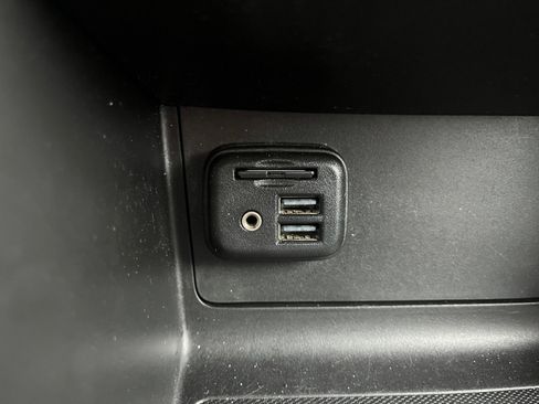 Used 2019 GMC Canyon Denali image 18