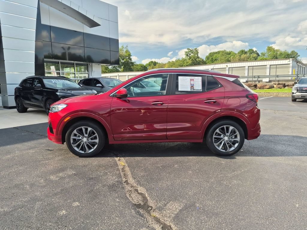 Used 2023 Buick Encore GX Select w/ Experience Buick Package AWD/4WD image 8