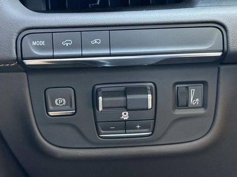 Used 2023 Cadillac Escalade Sport w/ LPO, ONYX Package image 23