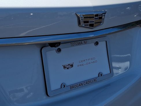 Certified 2022 Cadillac XT5 Premium Luxury AWD/4WD image 33
