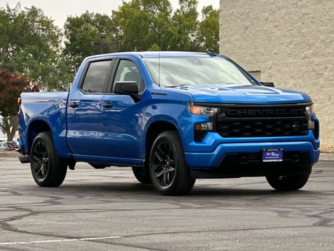 Used 2025 Chevrolet Silverado 1500 Custom w/ Turbomax Blackout Package RWD image 10