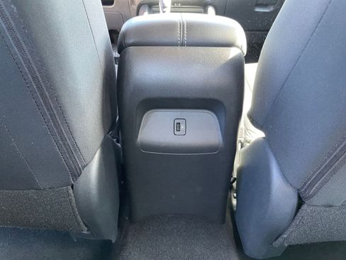 Used 2025 Nissan Sentra SV FWD image 22