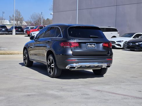 Certified 2020 Mercedes-Benz GLC 300 w/ Premium Package image 4