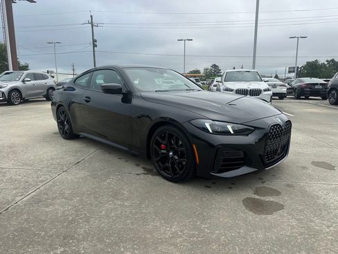 Certified 2026 BMW 430i Coupe w/ M Sport Package RWD image 3