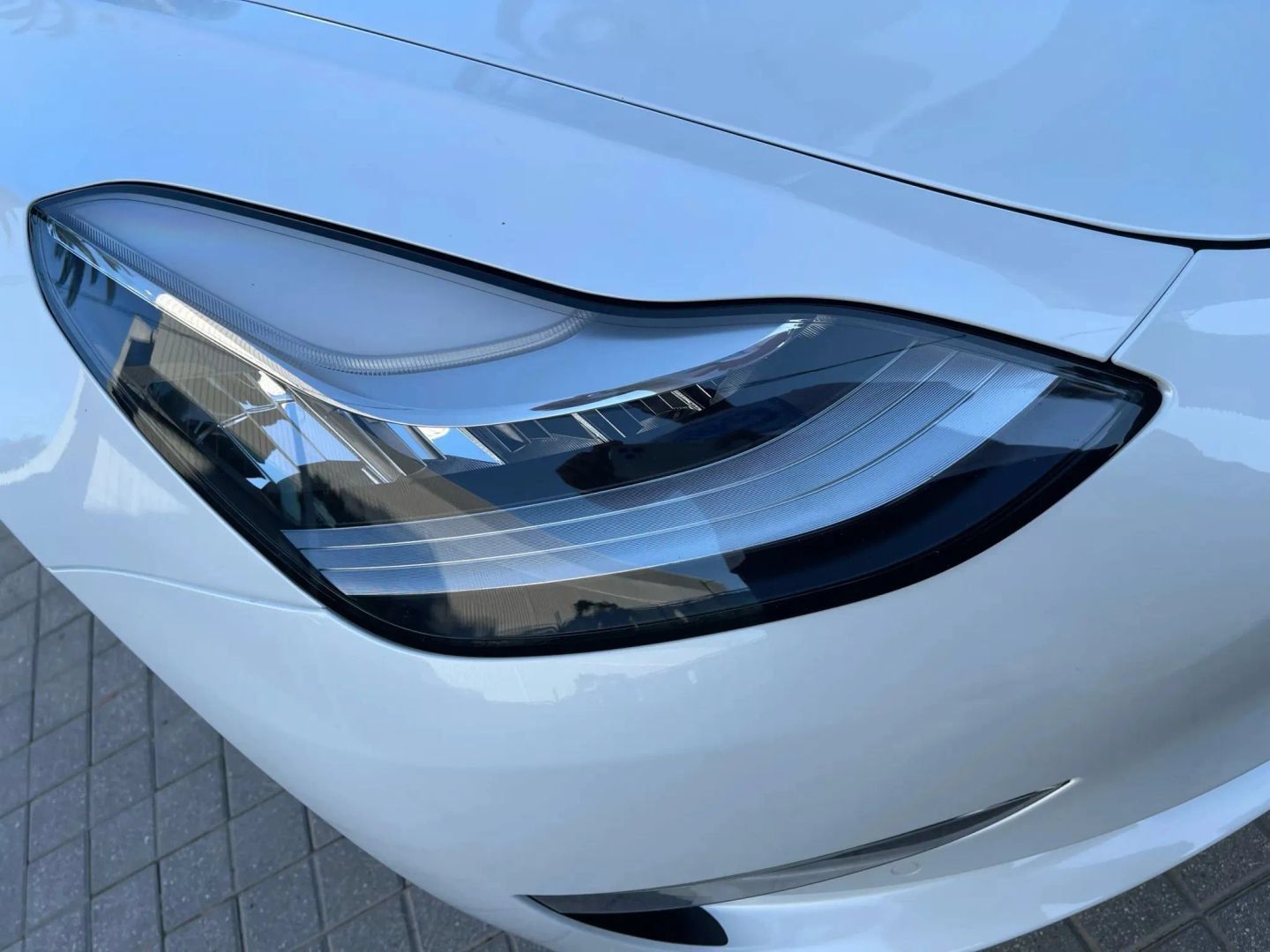 Used 2018 Tesla Model 3 Long Range RWD image 27