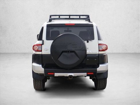 Used 2013 Toyota FJ Cruiser 4WD w/ Upgrade Pkg image 7