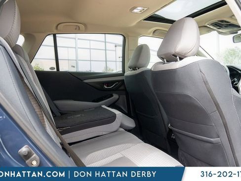Used 2025 Subaru Outback Premium AWD/4WD image 21