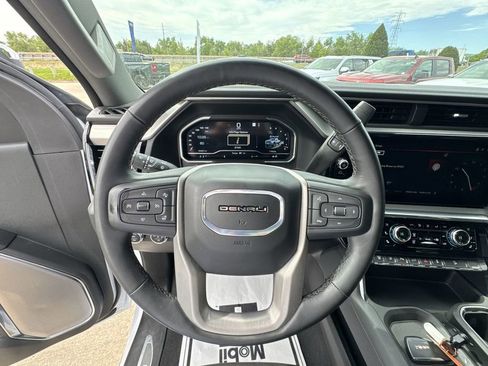 Used 2024 GMC Sierra 2500 Denali w/ Denali Reserve Package AWD/4WD image 13