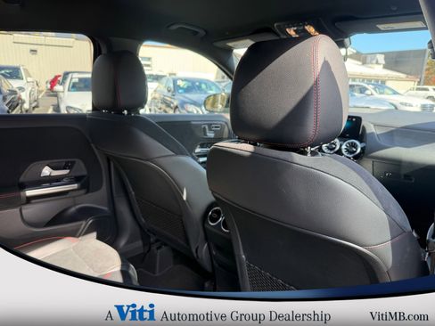 Used 2023 Mercedes-Benz GLA 250 4MATIC image 26