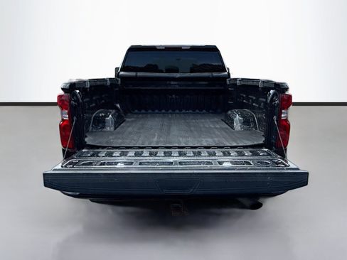 Used 2022 Chevrolet Silverado 2500 Custom AWD/4WD image 23