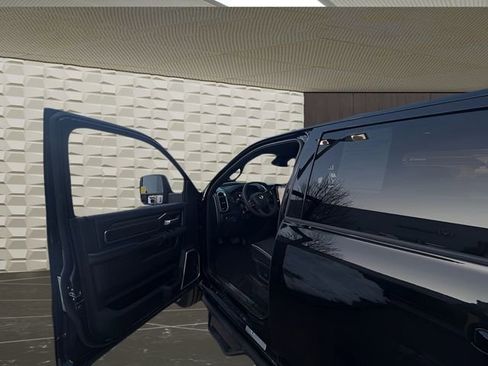 Used 2026 RAM 2500 Laramie image 32