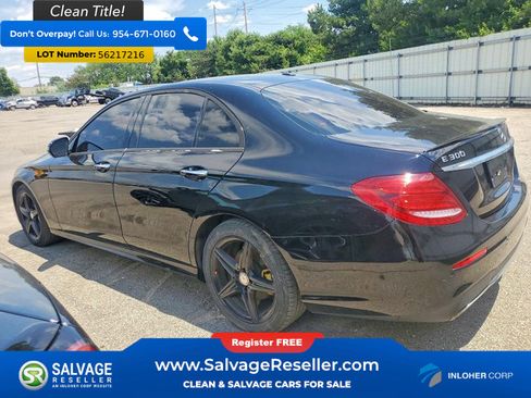 Used 2017 Mercedes-Benz E 300 4MATIC image 3