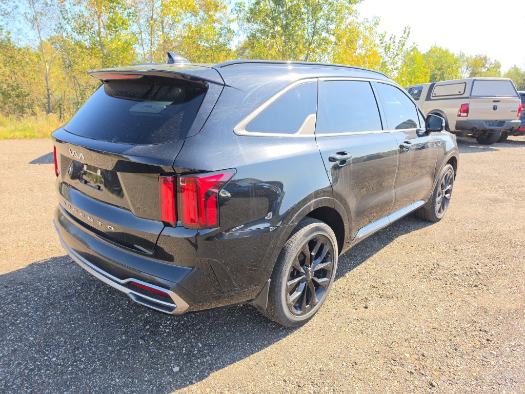 Used 2022 Kia Sorento SX AWD/4WD image 7