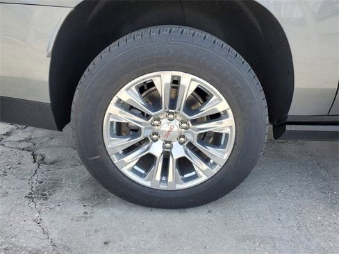 New 2026 GMC Yukon XL Denali image 6