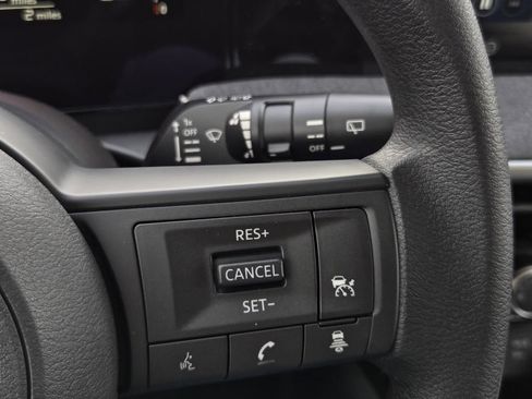 New 2026 Nissan Kicks S FWD image 27