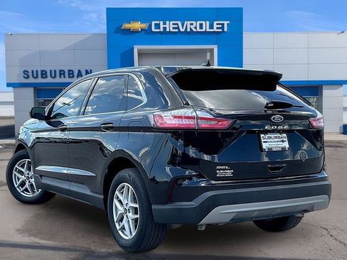 Used 2021 Ford Edge SEL w/ Convenience Package FWD image 3