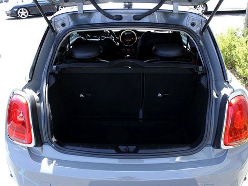 Used 2018 MINI Cooper S image 18