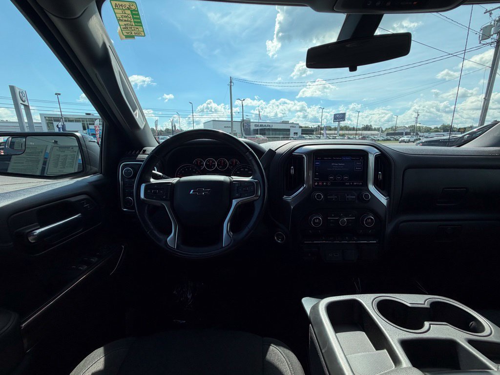 Used 2021 Chevrolet Silverado 1500 RST w/ Z71 Off-Road Package AWD/4WD image 17