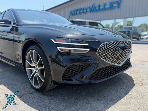 Used 2025 Genesis G70 2.5T RWD image 10