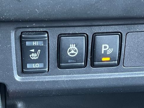 Used 2023 Nissan Frontier PRO-4X AWD/4WD image 31