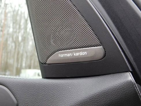 Used 2021 BMW X5 M50i w/ Premium Package image 31