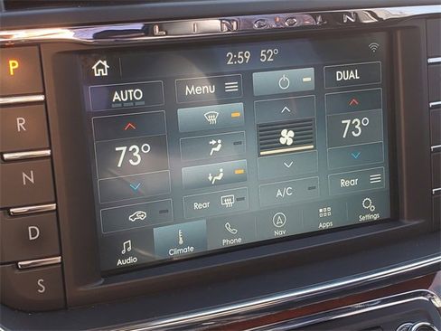 Used 2019 Lincoln Continental Reserve image 26