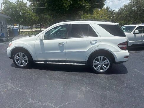 Used 2009 Mercedes-Benz ML 350 4MATIC image 1