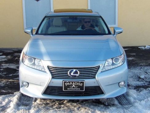 Used 2013 Lexus ES 300h image 6