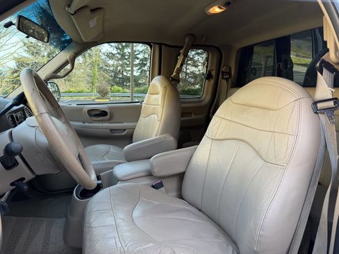 Used 1999 Ford F150 Lariat image 11