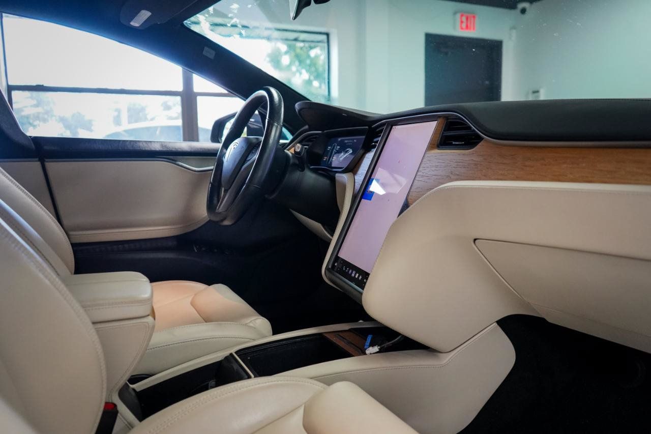 Used 2020 Tesla Model S Long Range AWD/4WD image 12