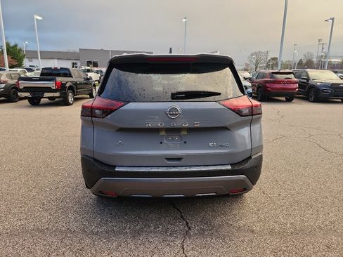 Used 2023 Nissan Rogue SL w/ SL Premium Package image 6