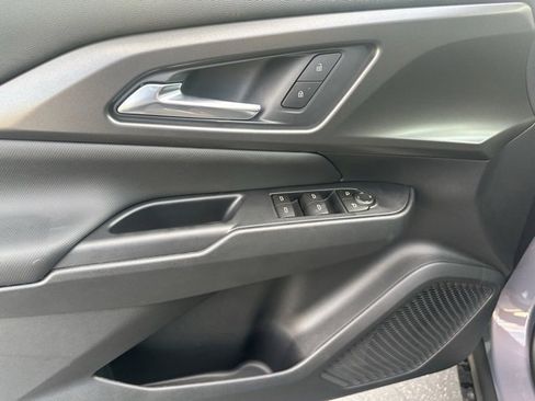 New 2026 Chevrolet Equinox EV LT w/ Comfort Package image 3