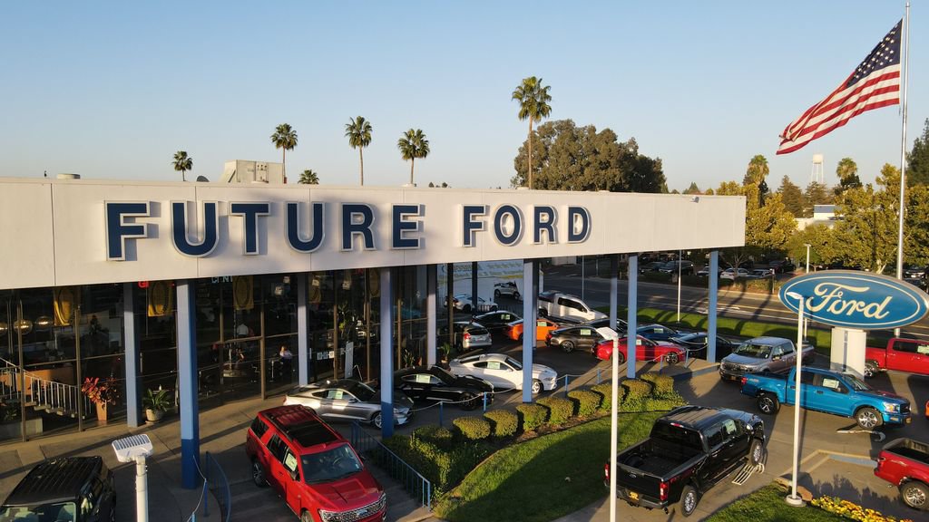 Used 2025 Ford F150 XL w/ Equipment Group 103A High RWD image 24
