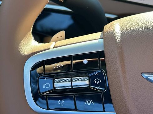 New 2026 Genesis GV70 2.5T Advanced AWD/4WD image 31