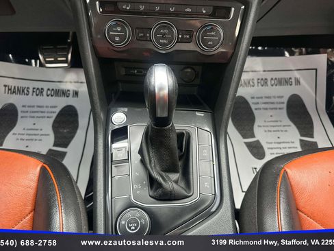 Used 2020 Volkswagen Tiguan SEL Premium R-Line image 27