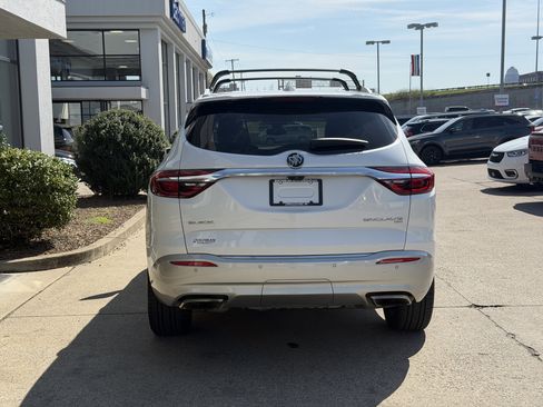 Used 2018 Buick Enclave Avenir w/ LPO, Cargo Package image 6