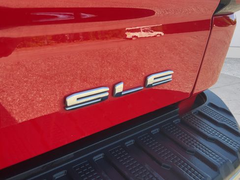Certified 2024 GMC Sierra 1500 SLE AWD/4WD image 32